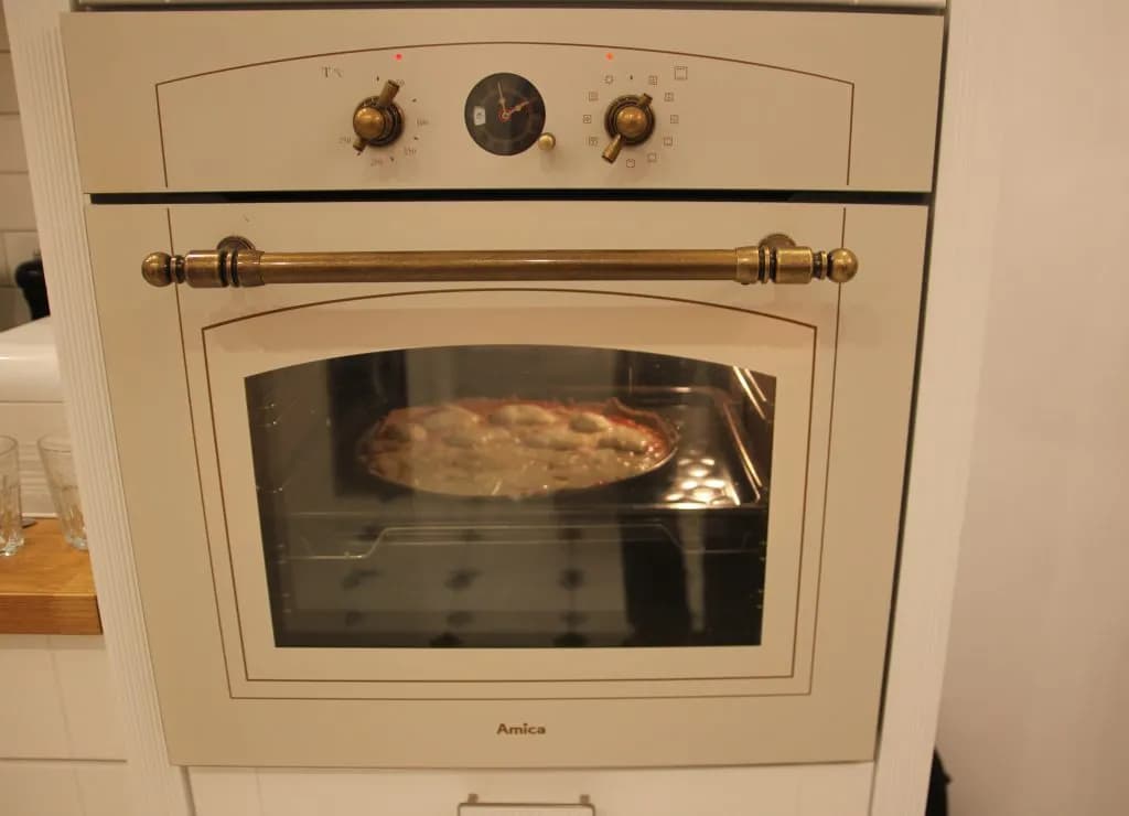 Piekarnik Amica czy Electrolux - który model naprawdę się opłaca?